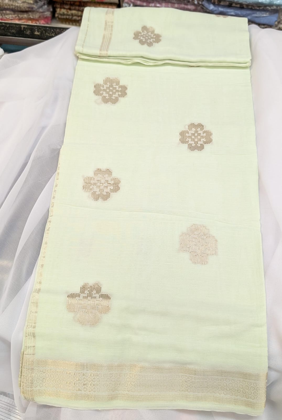 Soft Sri Lankan linen cotton saree with embroidery - Lime/Gold