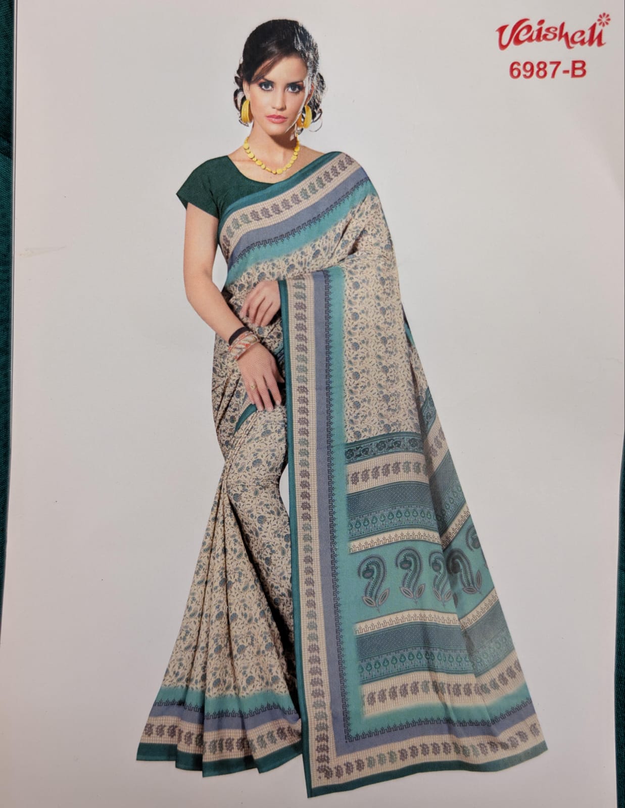 Soft Vaishali Digital Printed Saree with 3/4 Sleeve Blouse